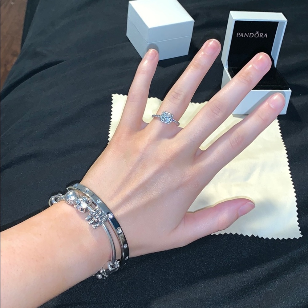 Authentic Pandora Pure Silver S925 Ring - Picture 5 of 5